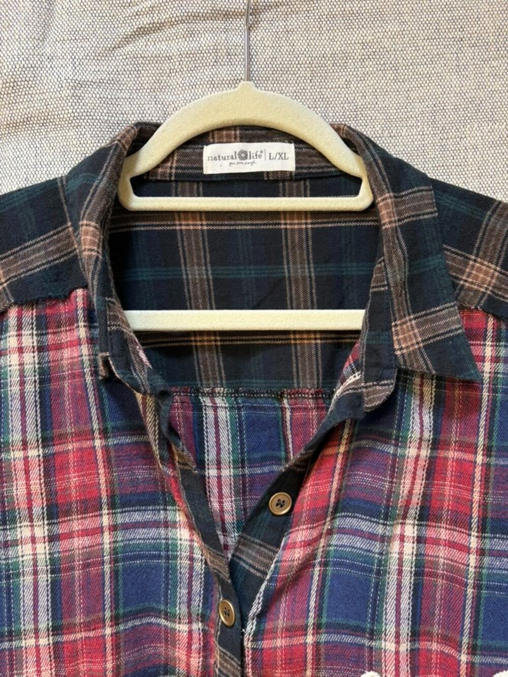 Natural Life Carter Applique Flannel Shirt, Cream Star L/XL - Picture 5 of 10